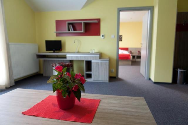 F - Team Hotel Liptovsky Hradok